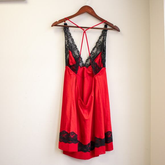 Jezebel Red and Black Lace Silky Slip Nighty Size Large - Picture 2 of 7